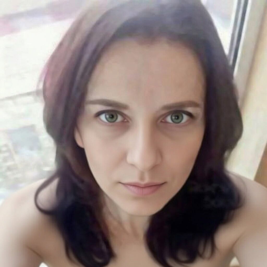 Baki baatain chor bahot Baloch yai bata itna chikna kese haii?? lagta hai Mujhai wapis Balochistan ana parai gaa sirf or sirf tere liyee