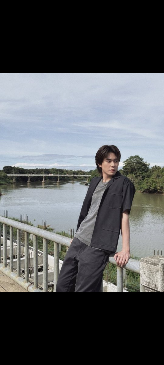 ทุกคนที่ดูพนอ2 รีวิวต่างๆพูดเหมือนกันว่าสนุกมาก มีครบทุกรส นักแสดงดีและเกางทุกคน สุดท้ายต้องพูดเหมือนกันหมดว่า "เปี๊ยกหล่อมากก"อยากรู้เหรอลองไปดูสิ...
#JackieJackrin 
#PANOR2
#พนอ2