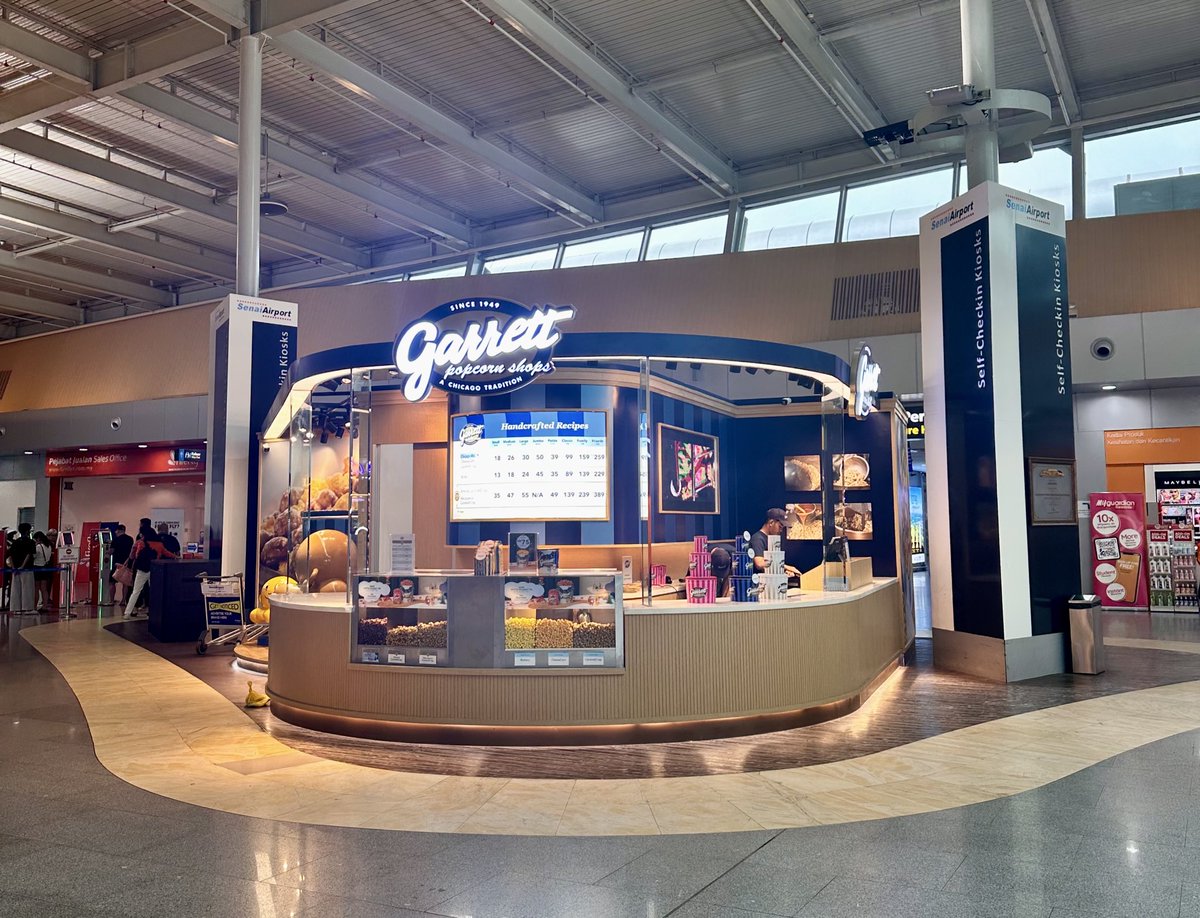 Food &amp; lifestyle lineup at AERO Mall, Senai International Airport keeps getting better ✈️ 🍽️ 

After Garrett Popcorn, Kenangan Coffee, BoxHunt, CHAGEE, ZUS Coffee and Roti Boy 2nd outlet opening, The Chicken Rice Shop will open here soon!