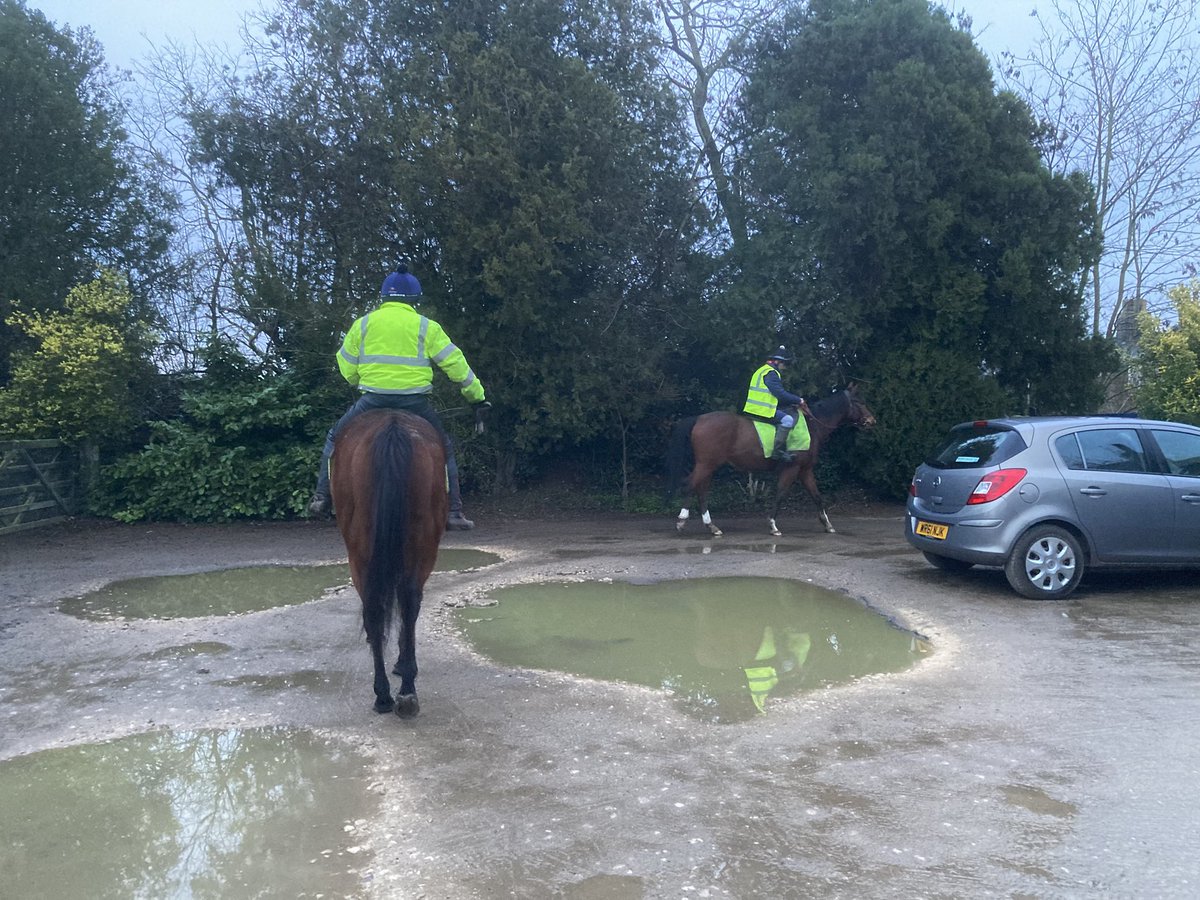 JohnWathenBerry's tweet image. More rain again in Newmarket yesterday evening and again this morning. Stopped raining now but it’s still quite bleak. And so very wet. Breeze getting up again so feeling colder. 6 degrees, ‘feels like 2’ #MrsMaisel #Dereham #Clasina #DoubleMeaning #SmooCave #Littleferry