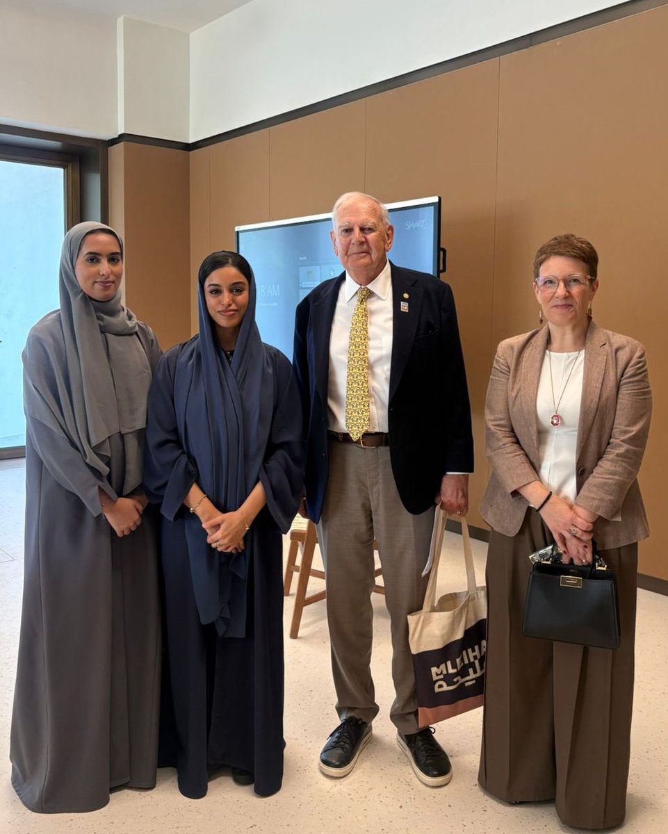 جامعة زايد tweet media