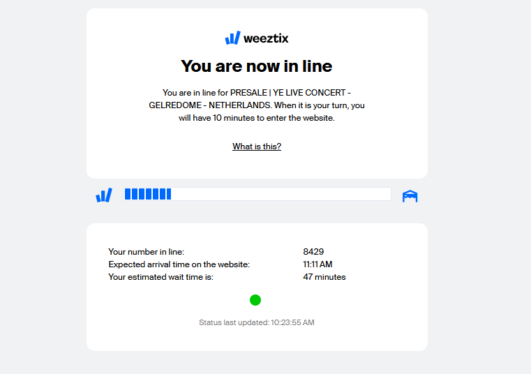 あやと tweet media