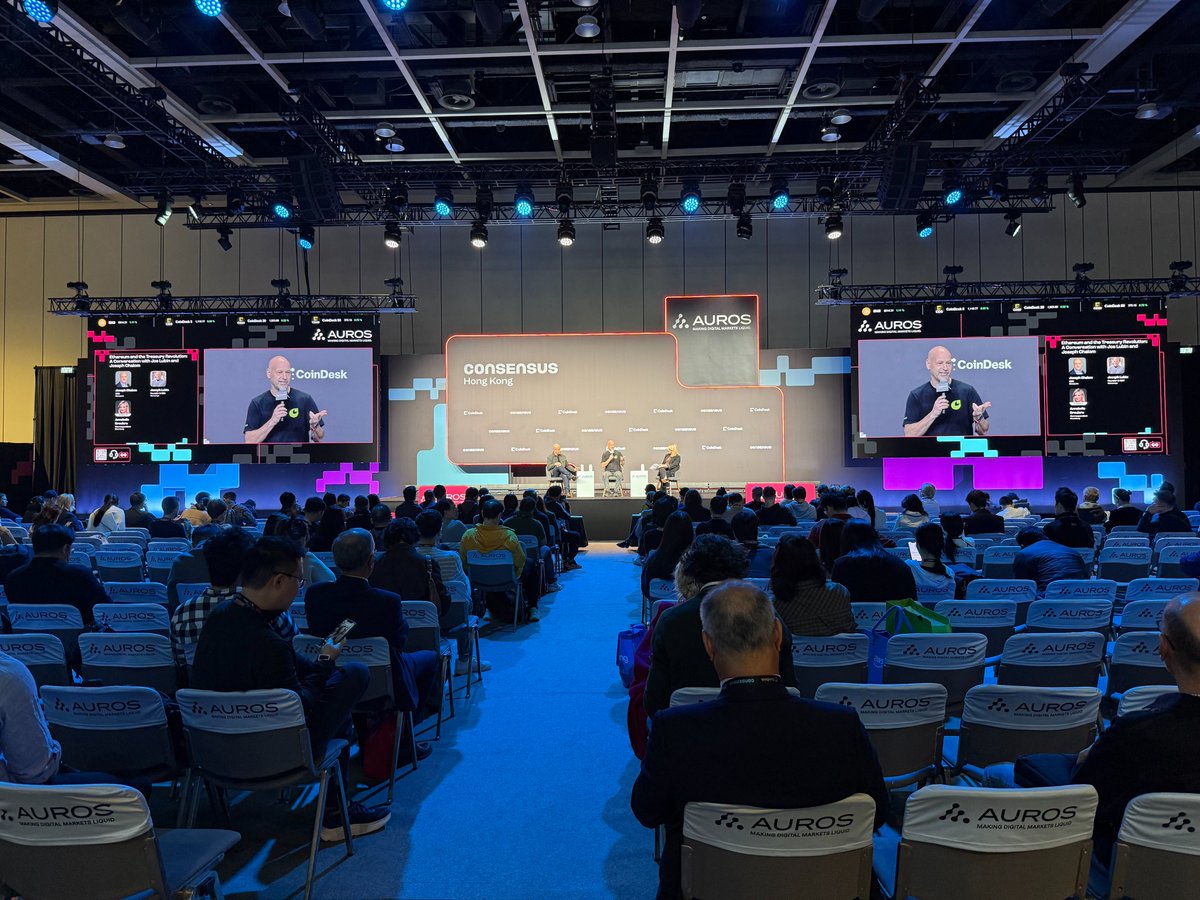 DataDanceChain's tweet image. Thrilled to join @consensus_hk  🙌
From infrastructure to applications, Web3 keeps accelerating.

We’re proud to contribute to a world where data is usable, valuable, and privacy-preserving. 🔐

#DataFi #Consensus #Web3 #datadance