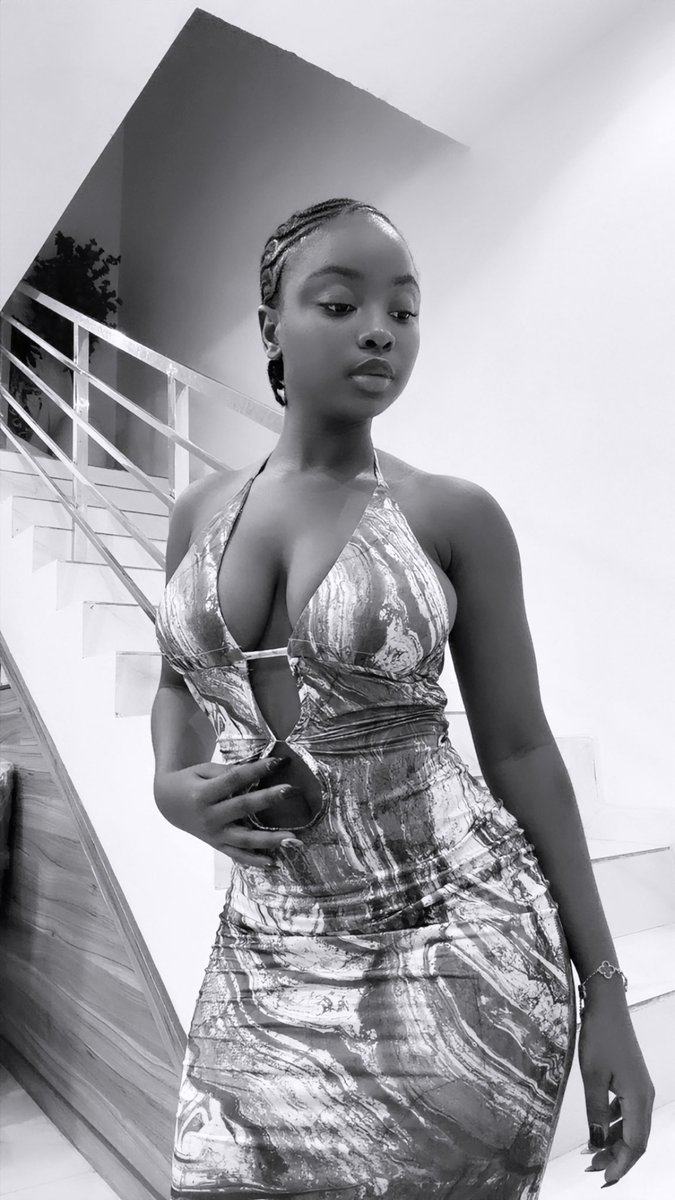 If you see this girl for dream, wetin e mean abeg