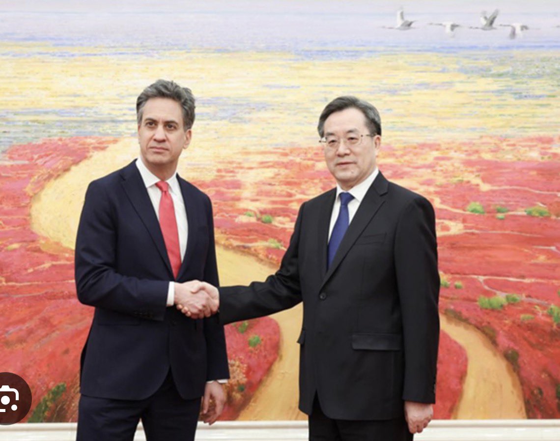 Artemisfornow's tweet image. I know I go on a lot about the state of UK democracy but let’s take the China deal as an example. 

The UK Government describes the UK–China Clean Energy Partnership as a “private document” and has not published it.

Calling it a Memorandum of Understanding means…
▪️It is not on…