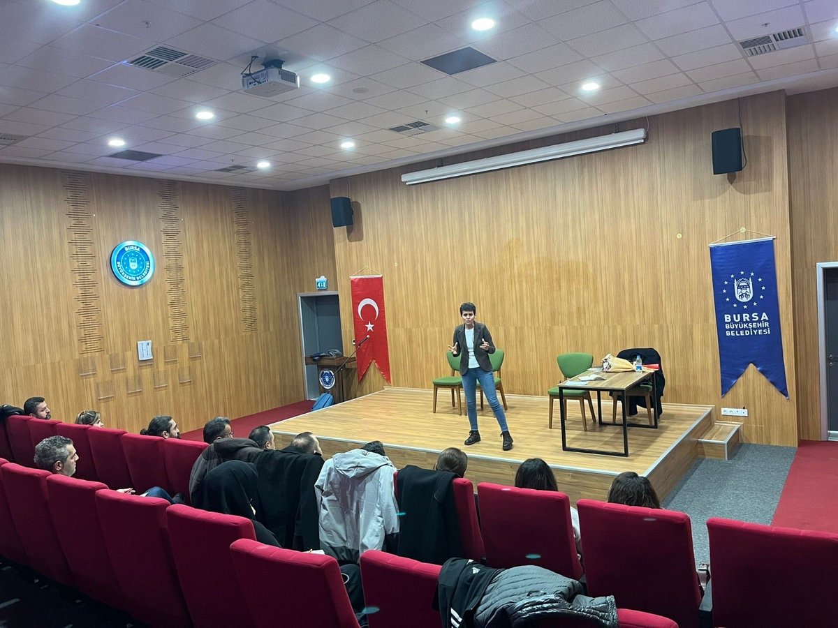 📌 Bursa Öğretmen Akademileri

Edebiyat Akademisi kapsamında Orhangazi İlçe Millî Eğitim Müdürlüğü organizasyonu ile, Yazar Dilek Yardımcı’nın yürüttüğü “Yaratıcı Yazarlık” söyleşi ve atölyesi başarıyla gerçekleştirildi. ✍️✨

<a href="/tcmeb/">Millî Eğitim Bakanlığı</a>
<a href="/farukyelkenci/">Ömer Faruk Yelkenci</a>
<a href="/bursailmem16/">Bursa İl Millî Eğitim Müdürlüğü</a>
<a href="/GurhanCokgezer/">Gürhan Çokgezer</a>