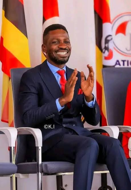 Happy birthday Mr President...

<a href="/HEBobiwine/">BOBI WINE</a>  #44