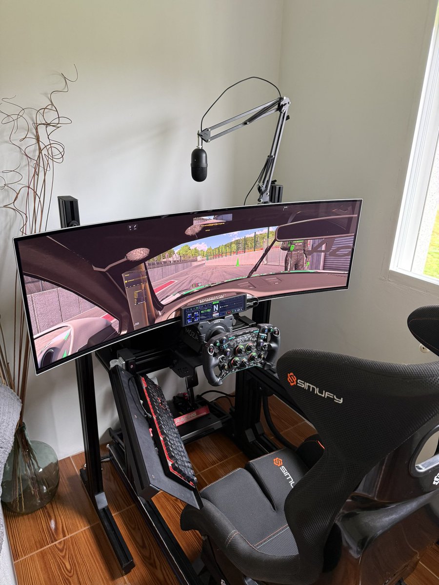 Matt “Raikkonen” Couso tweet media