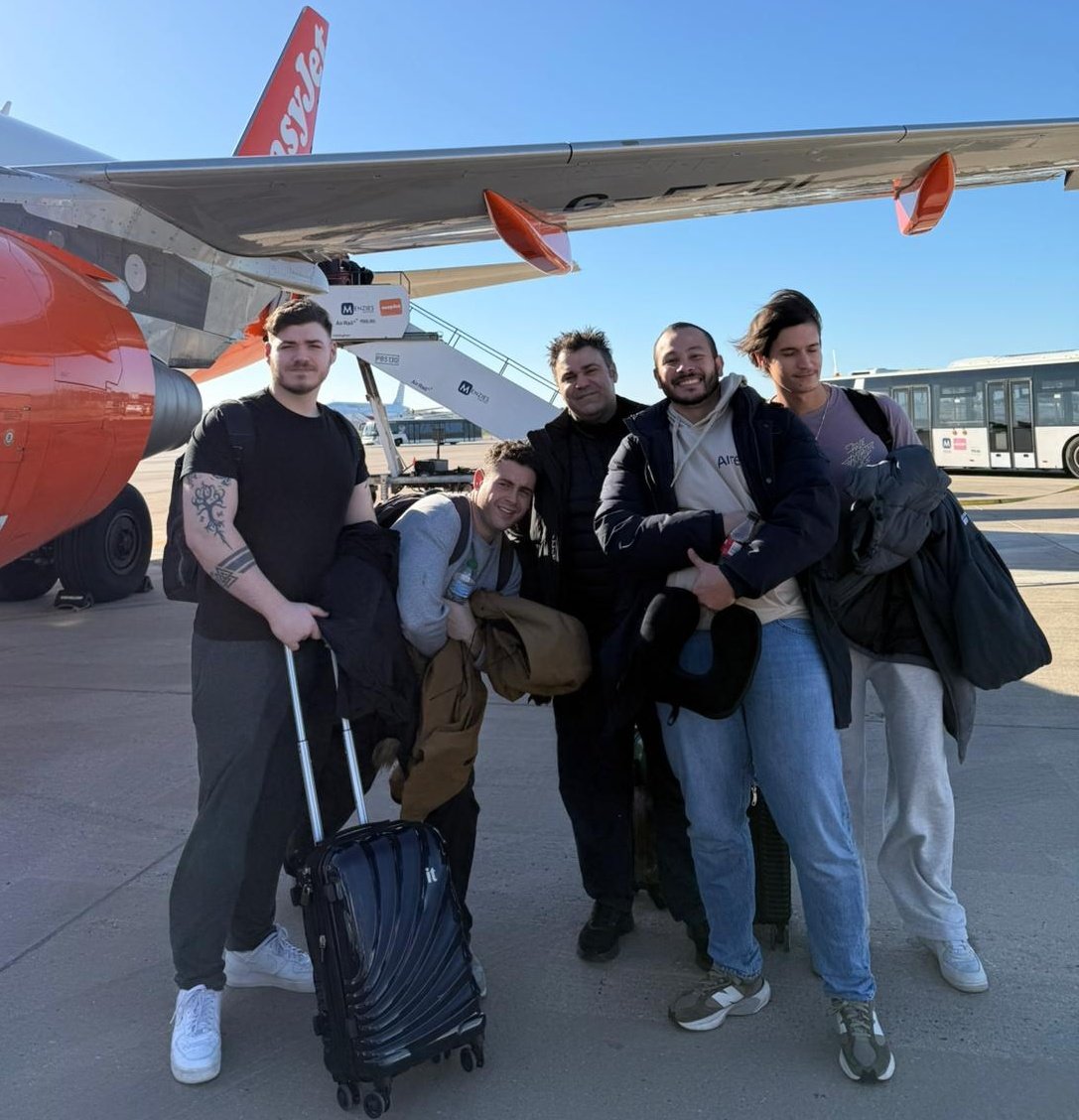 STG_tcg's tweet photo. Road to London 👀
Time to claim our Glory (se vienen cositas) https://t.co/gl4wDXkvGx