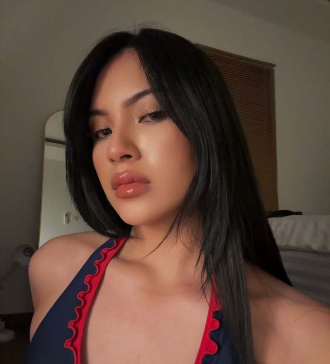 itu orang korea yang rasis belom tau aja di Indo ada megan fox