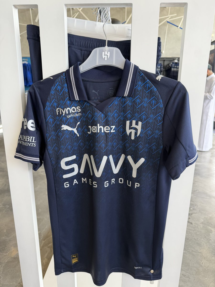 عمرو tweet media