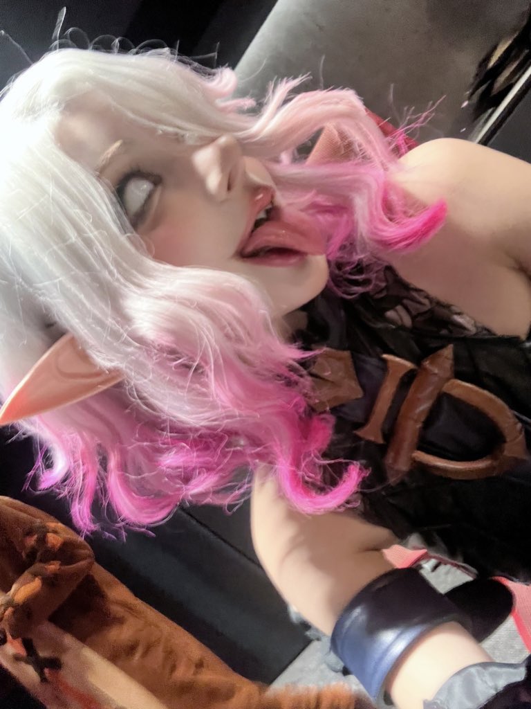 hancamimi's tweet image. thirsty 👹 #Briar