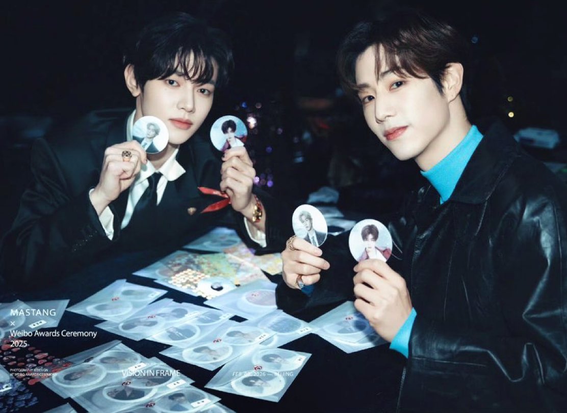 GOT7’s Mark Tuan and Zhang Hao in a newly shared photo.