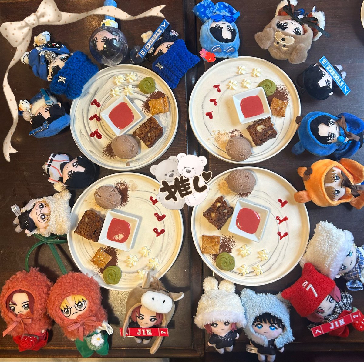 cherie_mini_1's tweet photo. 梅田でMINI会🫶ぬいちゃんもアクスタも持ち歩くからみんな荷物多い笑
カフェもぬいたちも可愛くてお腹も満足で大充実やった😍
ガチャめぐりも楽しかったー‼︎
また遊ぼねー♡ありがと！ https://t.co/bzawR7DJQc