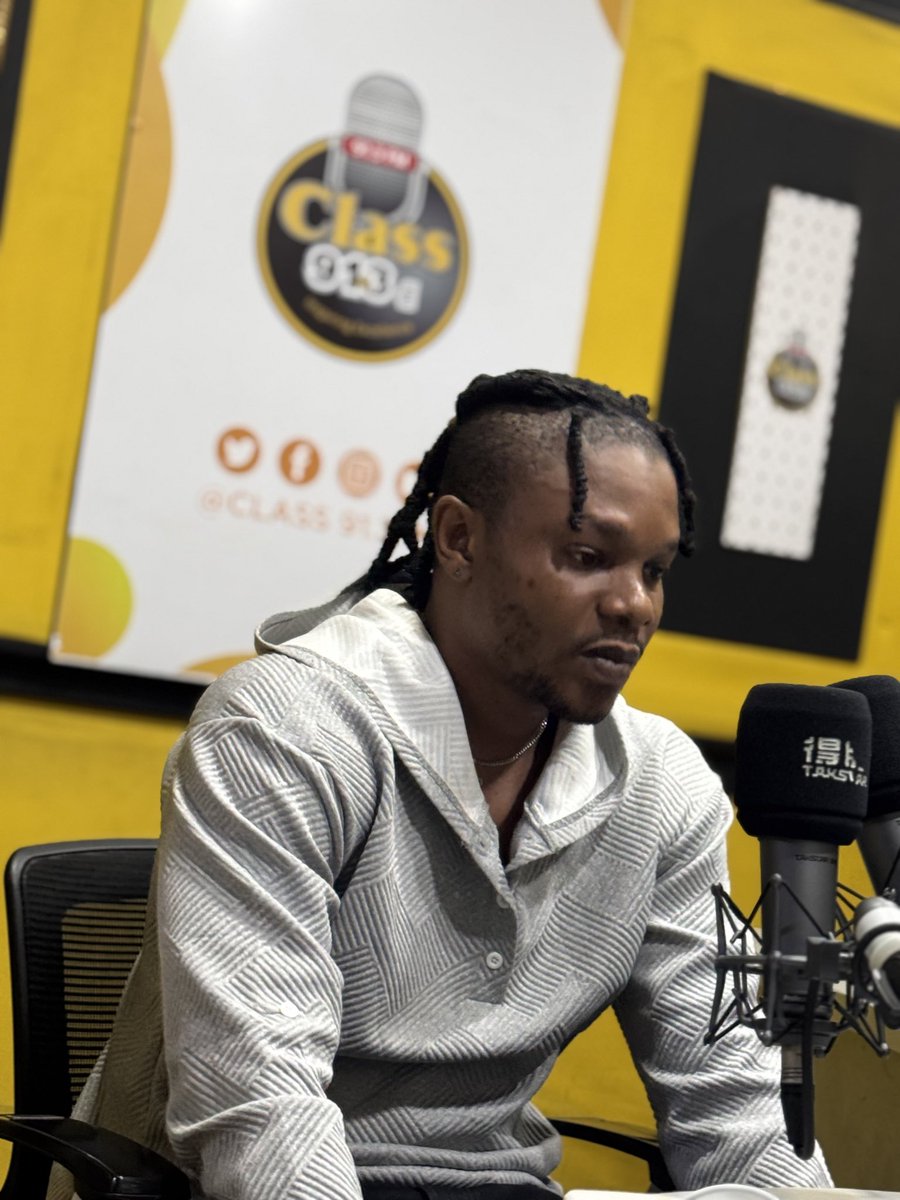 QwesiFlexMusic's tweet photo. From Class fm to Accra fm yesterday🔥🔥🔥🔥
Bless up for riding with me🤍💯
#AllOut is out everywhere 

https://t.co/HfPVNo3qIg https://t.co/GALES7xMZU