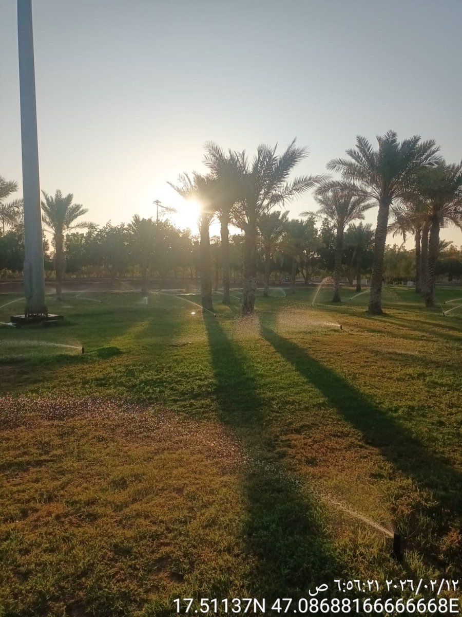 👨‍🌾| ري .. عناية  
🏞️| جهود لا تتوقف لتستمر المسطحات الخضراء في أبهى صورة

#أمانة_منطقة_نجران 
#بلدية_محافظة_شرورة