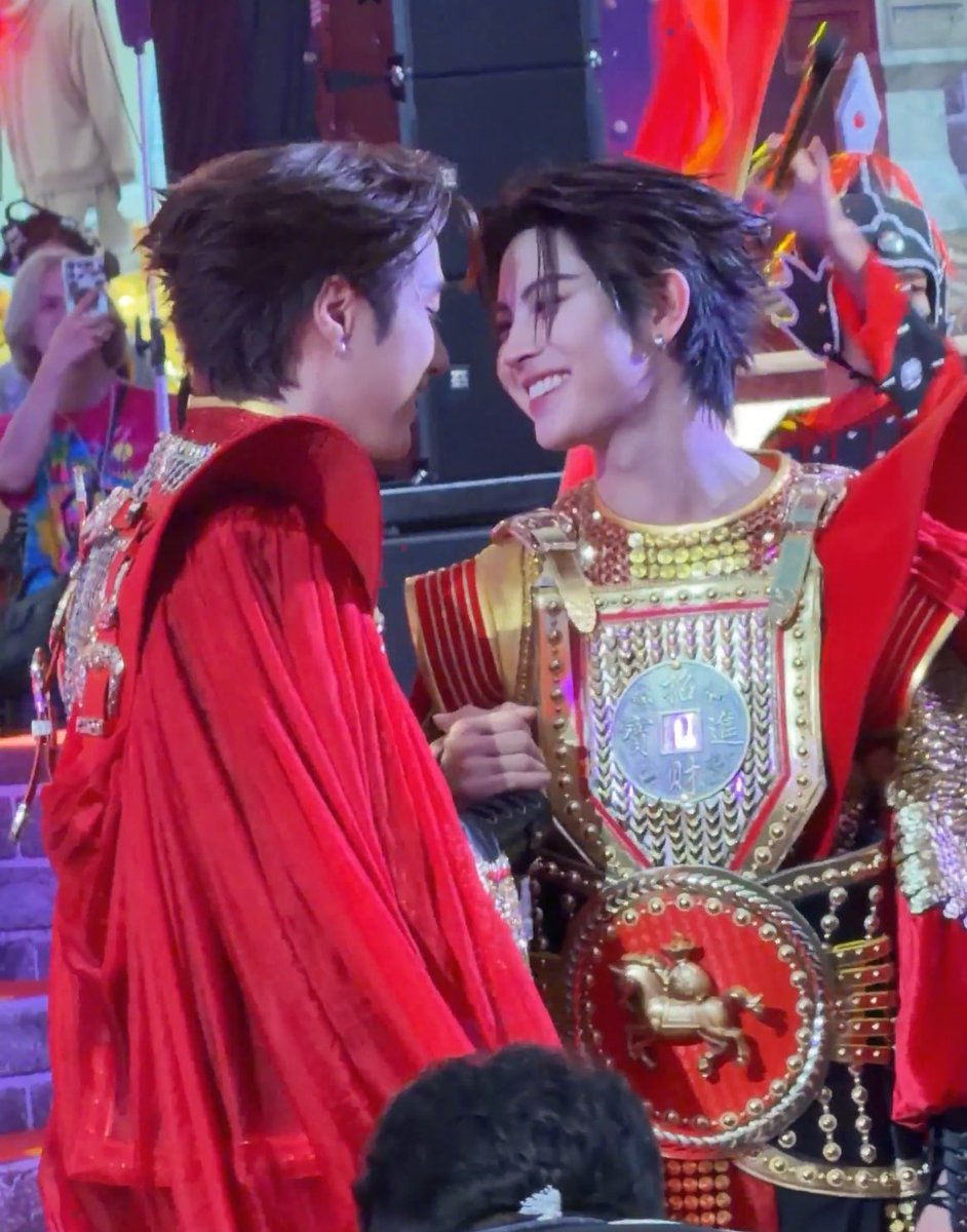 มึง มันไม่มีใครยอมใครเลย ดูสายตากับรอยยิ้มดิㅠㅠㅠㅠㅠㅠㅠㅠㅠㅠㅠㅠㅠㅠㅠㅠㅠㅠㅠㅠㅠ

TLE FIRSTONE CNY AT THE MALL BANGKAE
#TleFirstoneXJoyLuckLove2026