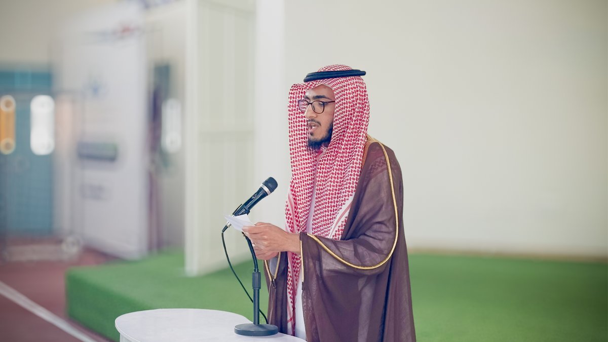 مدارس رواد الجامعة tweet media