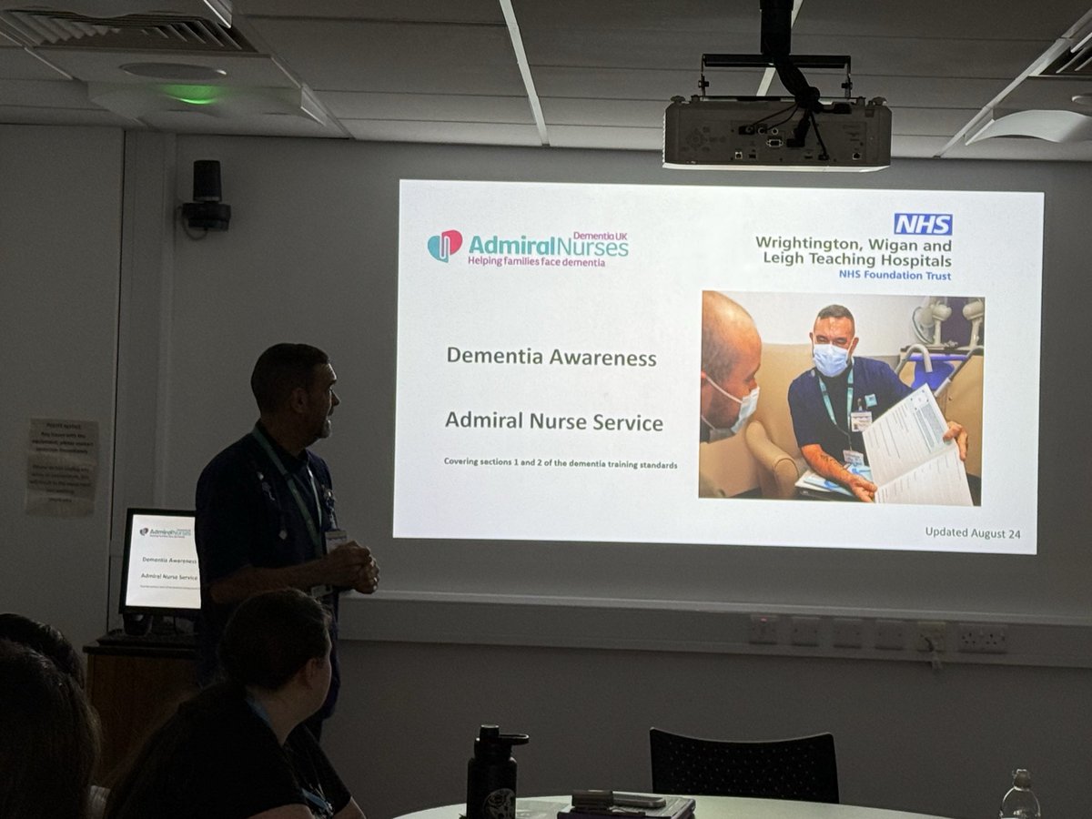 MilwardLaura's tweet photo. What a great way to finish our SWAP learning with Dementia presentation from @MarkOakley20 
Our SWAP programme has been run in partnership  with  @wiganleighcol and the learners will be in @WWLNHS for placements in a week. It has been a pleasure to work with you all ⭐️🌟♥️🥰 https://t.co/DFVMvajiTp
