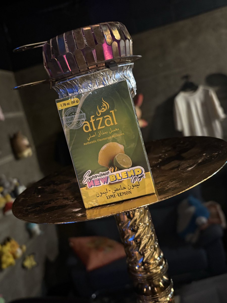 シーシャカムイ18時オープンです！

↓本日のオススメ↓
レモンライム🍋🍋‍🟩

ライムの酸味とさっぱりレモンのMIXフレーバーです。程よい酸味と甘さが美味しいです🤤

オススメなので是非お試し下さい😎