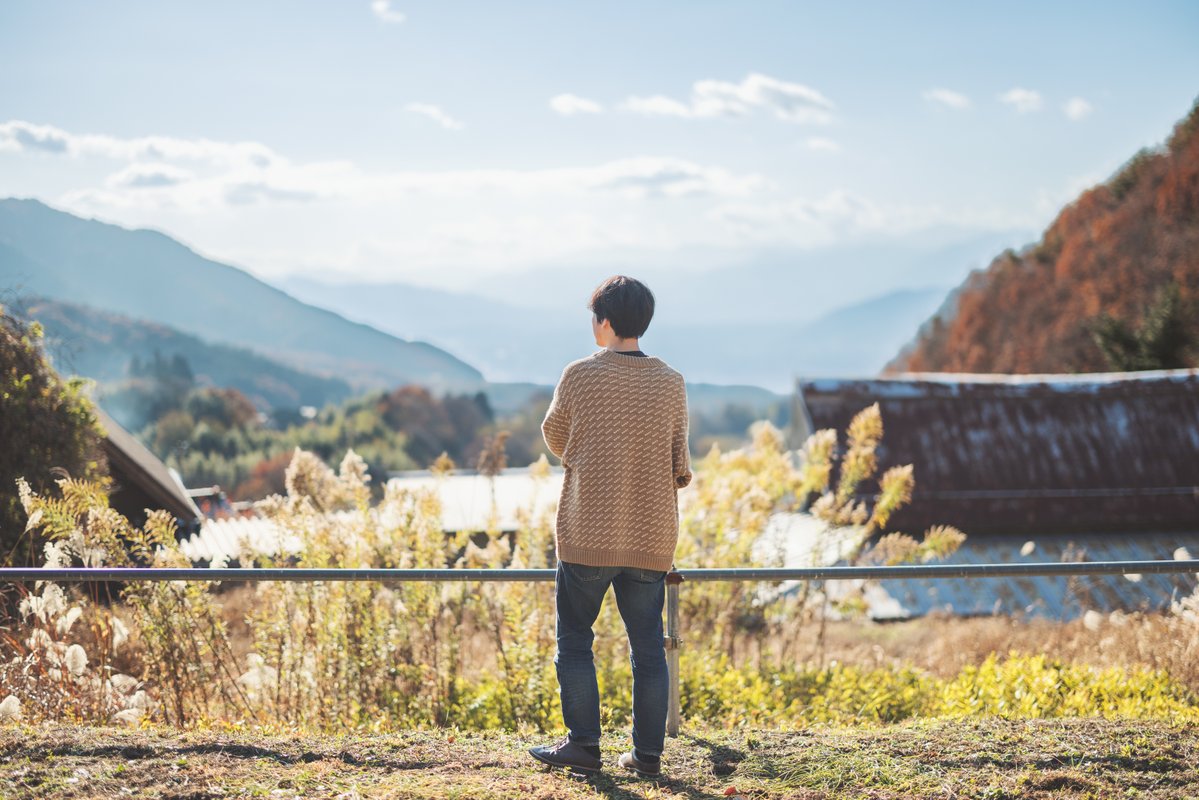 印伝を愛用される方のライフスタイルをご紹介する「Life with INDEN」。
今回は世界でただひとりの発酵デザイナー、小倉ヒラクさんです。
ヒラクさんが10年ほど愛用しているのは、菖蒲柄の印伝の財布。そこに込められた想いを教えていただきました。
inden-ya.co.jp/lifewithinden/…
#印傳屋 #印伝 #発酵