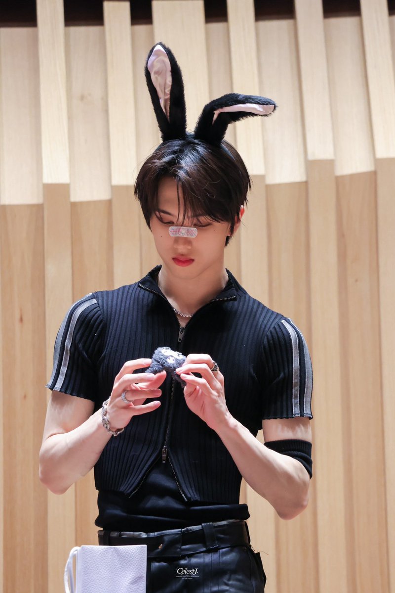 i miss you bunny jisung