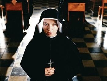 O swojej najważniejszej roli opowiadała <a href="/KurierWilenski/">Kurier Wileński</a>: "#JanPawełII dopiero zaczynał szerzyć jej kult... Faustynę poczułam sercem i bardzo głęboko ją w nim noszę. Jest i będzie mi towarzyszyła do końca życia".

6⃣0⃣ lat kończy dziś wybitna aktorka Dorota Segda.

Plurimos annos!