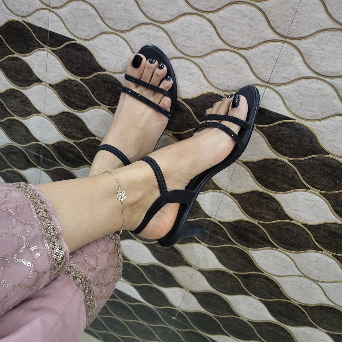 👸QueenRiya96😈 tweet media