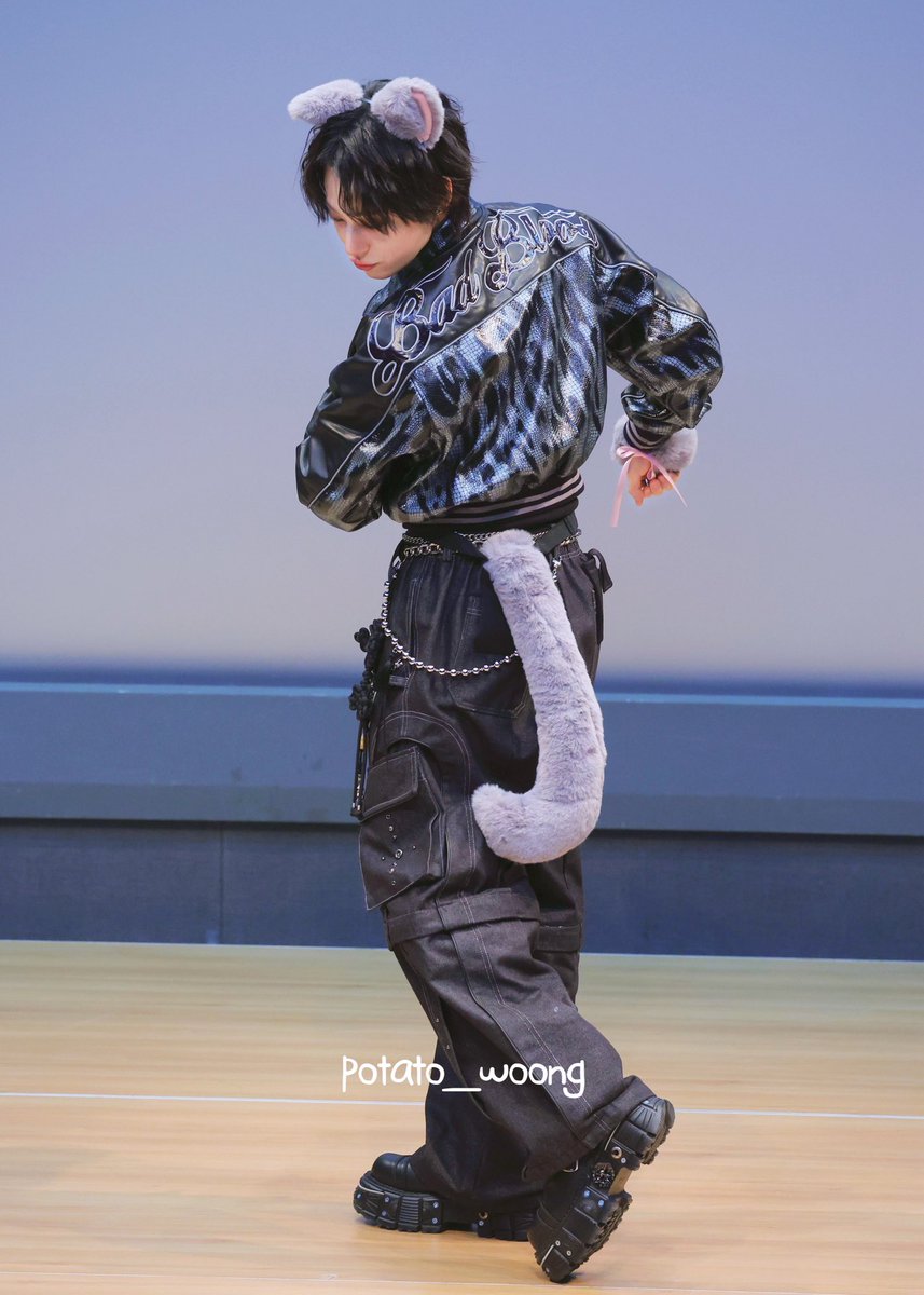 potato_woong's tweet photo. 260129

ฅ(^•ﻌ•^ )⟆

#원어스 #ONEUS #HWANWOONG #환웅 #여환웅 #ファヌン https://t.co/iohn3Qr0w6