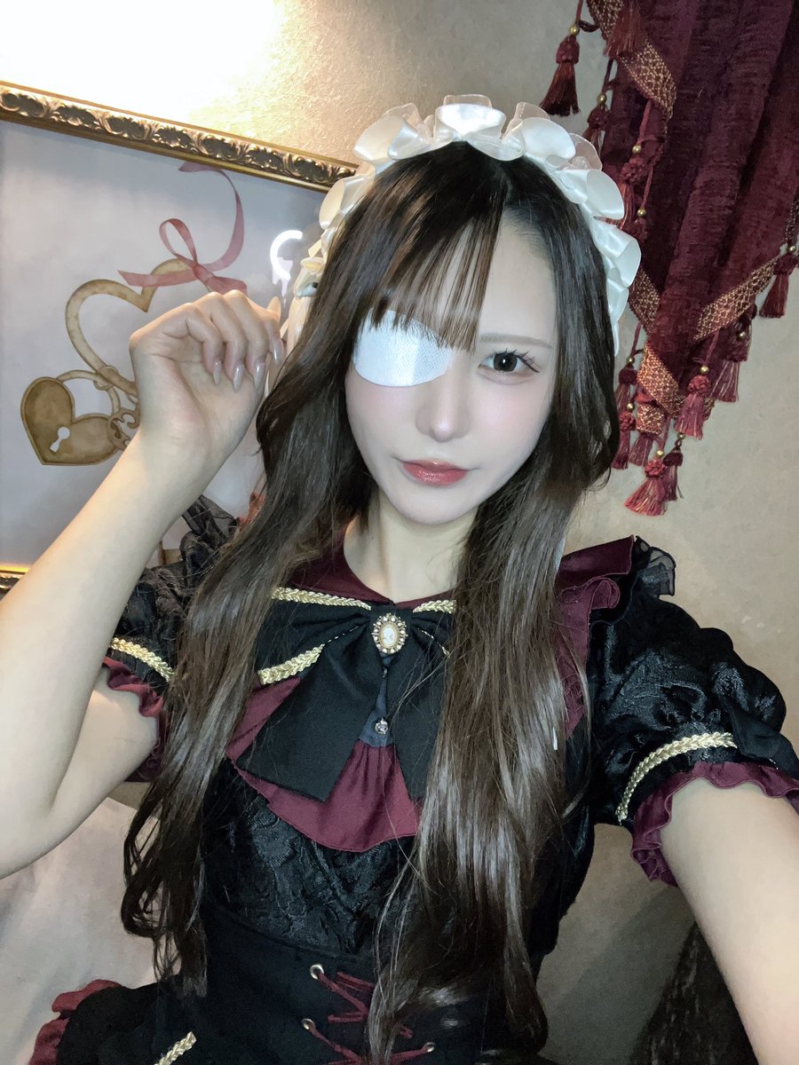 おわ❕初めましてやお久しぶりさん達に会えて嬉しい♩ 眼帯チェキ撮れ