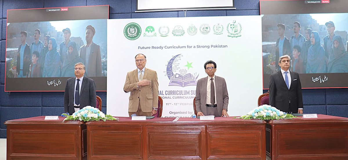 Pakistan must reform its curriculum. Change should go beyond textbooks to focus on critical thinking, creativity, ethics, and responsible citizenship.
NCS 2026 emphasized curriculum alignment and skill-based education.
#mqmpakistan
#DrKhalidMaqboolSiddiqui