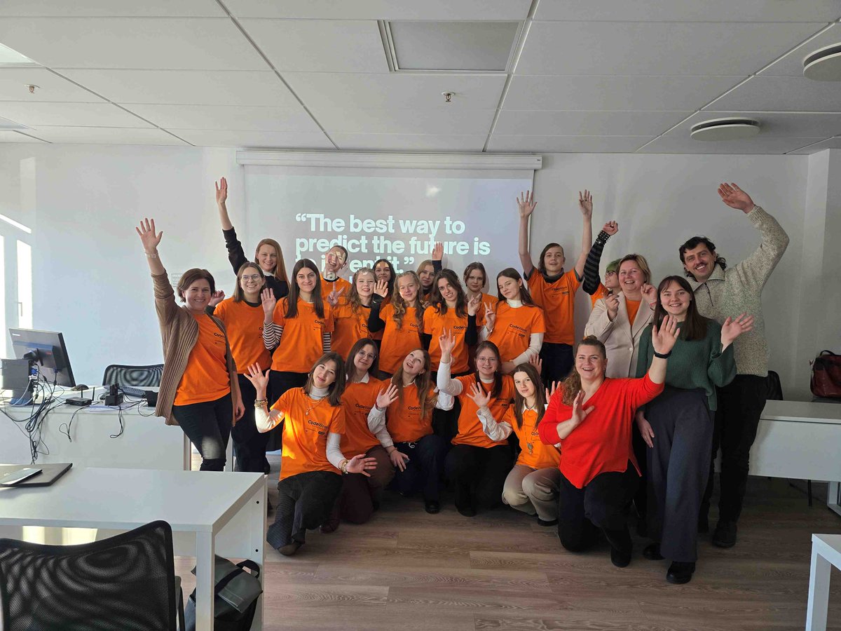 CodeWeekEU's tweet photo. Congratulations to the team “Rami galva” (Calm Mind)  who won Lithuania’s national EU Code Week Hackathon with IšmokAI, a free learning app designed to make studying clearer, more structured and more effective.
 https://t.co/H03kEmLHCN

#EUCodeWeek #Code4Europe #Hackathon https://t.co/Blu8bi1ODG