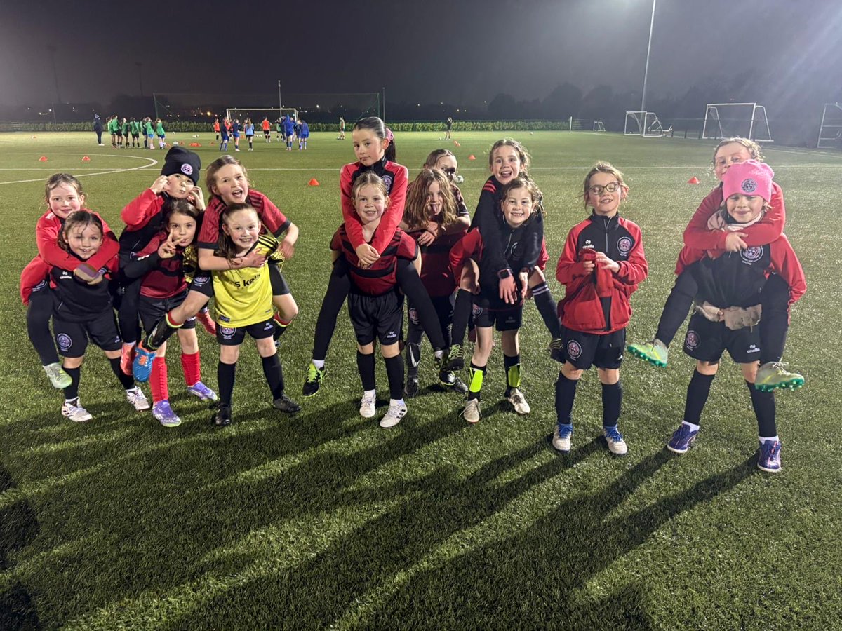 DDSL_Official's tweet photo. DDSL Coach Education ⚽️📚
Images from this weeks in the Foundations Programme
We had 4 girls teams & 4 boys teams come in as part of the programme 👌
Thank you to all the players & coaches
Clubs tagged & Granada FC 👏🏻
#ddslgrassroots #coached #footballcoaching https://t.co/7wHxDs8RDH