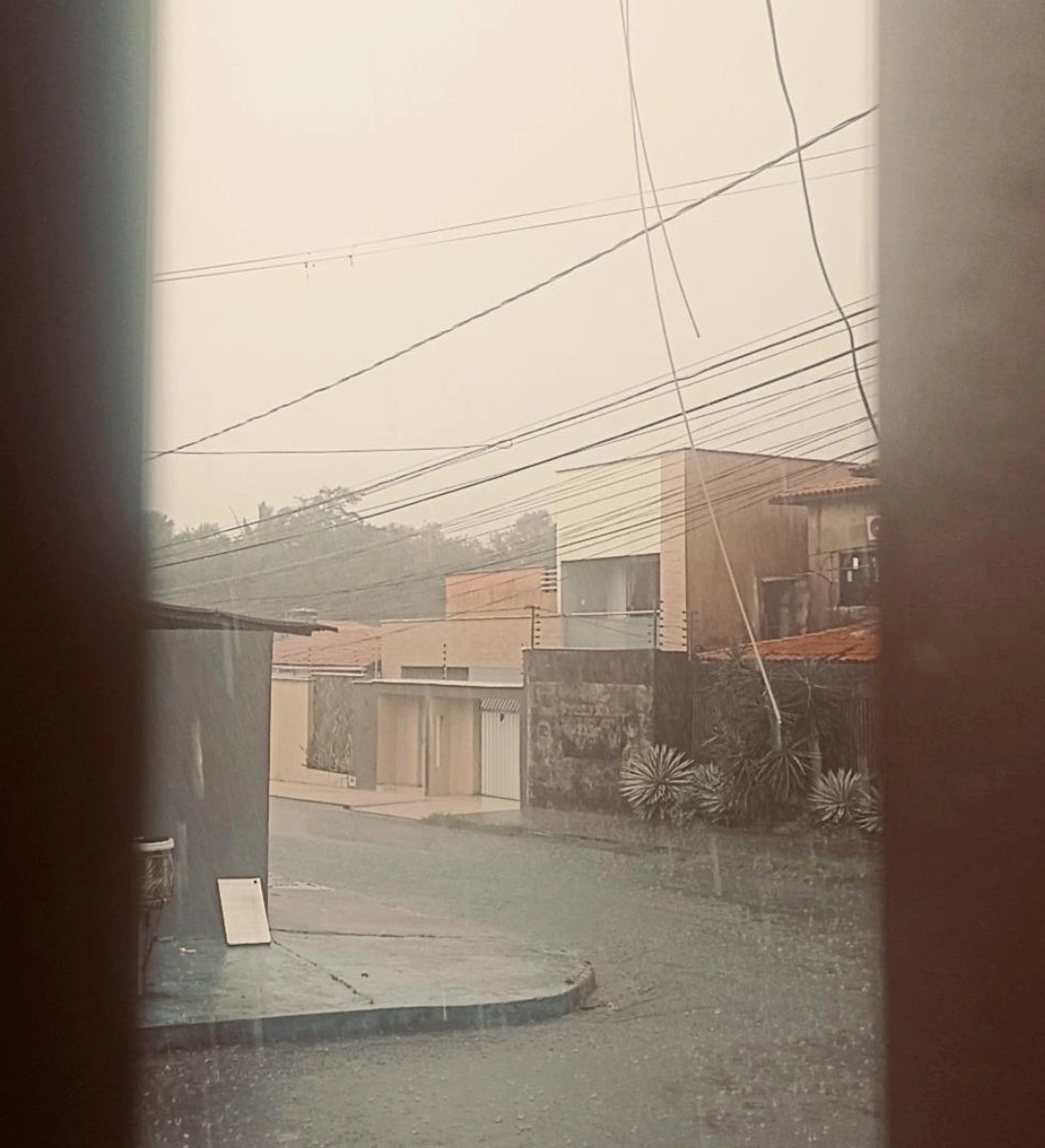 Madrugar jogando jrpg + clima chuvoso = perfeição