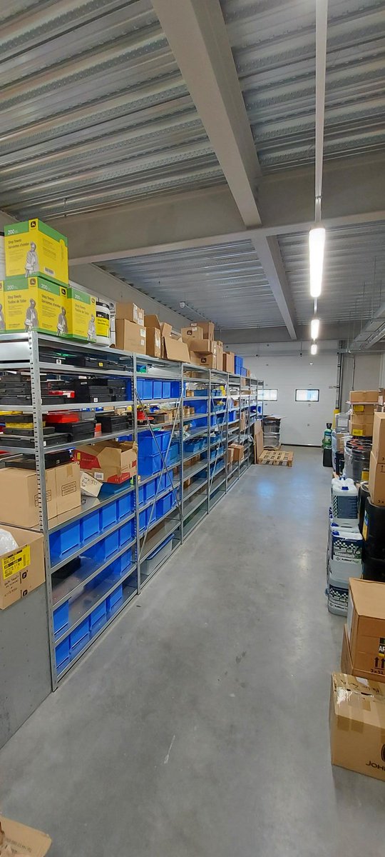 filstorage's tweet image. Throwback Thursday to this magnificent flagship branch we completed for Ripon Farm Services back in 2022.

Read about it here 👉 filstorage.com/blogs/news/fil…

#retailsolutions #retaildisplay #storagesolution #warehousestorage