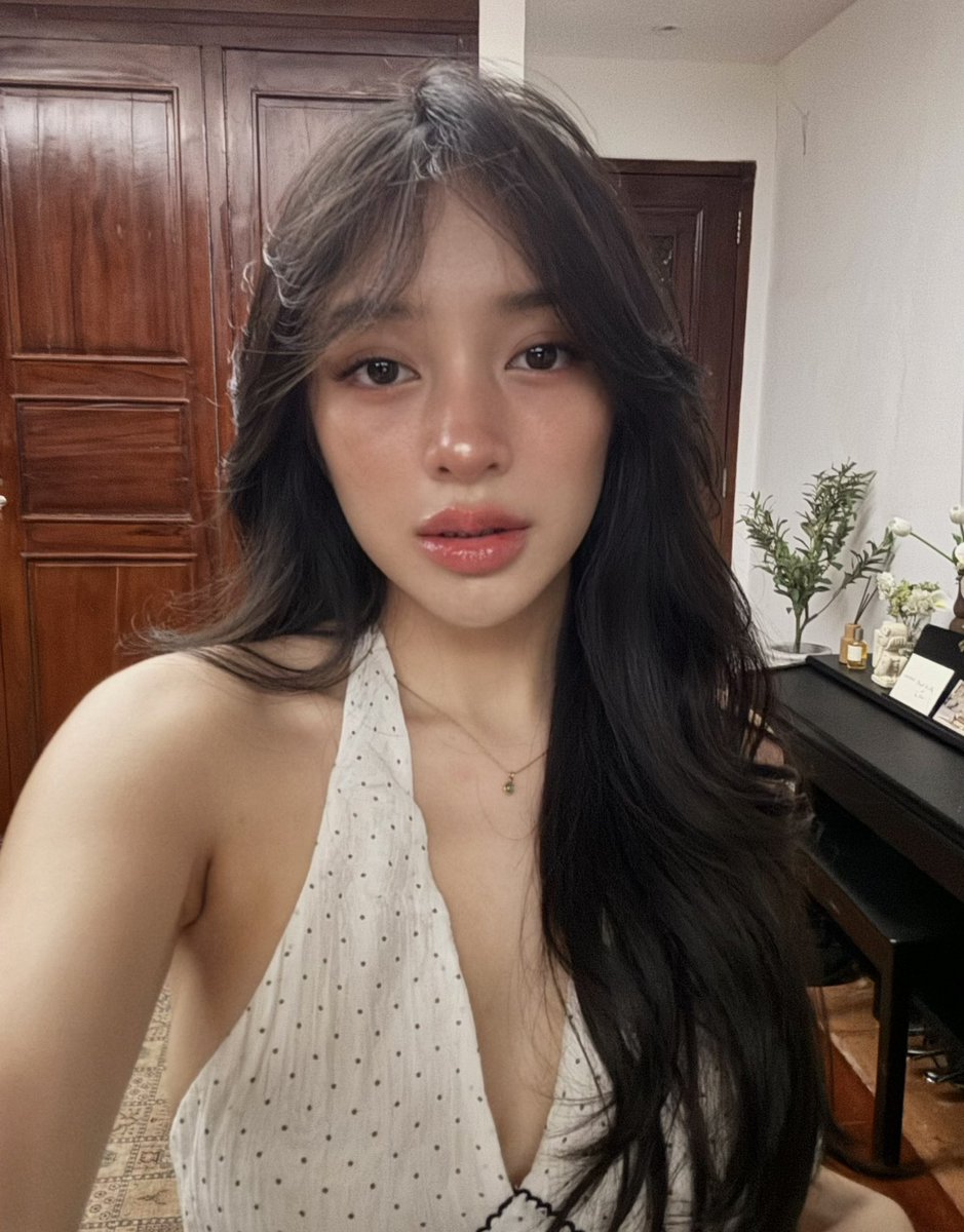 casyizhuo's tweet image. berisik lu, di korea ada gk yg semantep my mommy gue AMANDA ZAHRA 😏 (yg asli asli ajh)