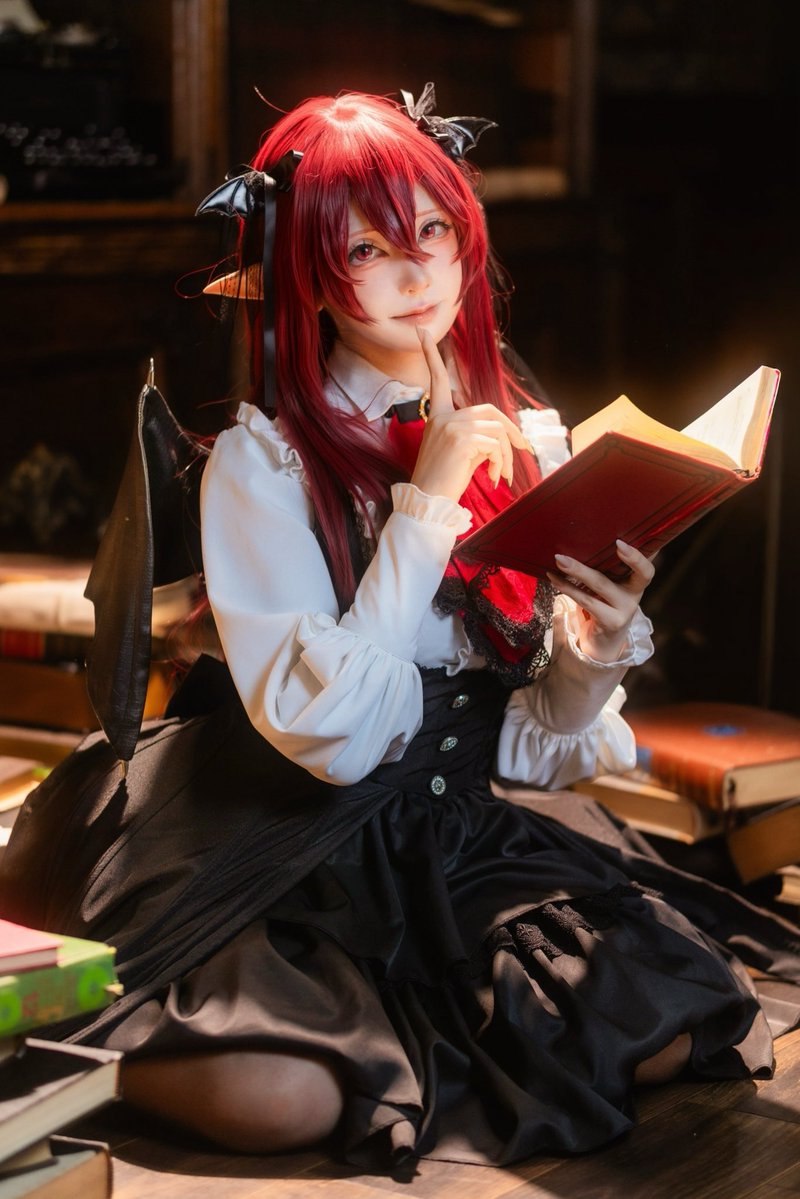 Cosplay / コスプレ
東方Project / 小悪魔
・┈┈┈┈┈┈┈┈┈┈・

「静かにしてください、本の囁き声が聞こえなくなります。」

・┈┈┈┈┈┈┈┈┈┈・