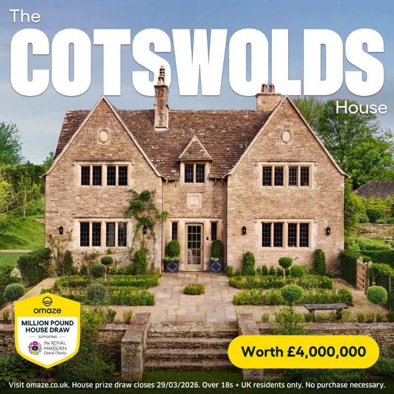 OmazeUK's tweet photo. 🏡 You could win this £4M quintessential Cotswolds House with period charm, landscaped gardens, guest cottage + £250,000 in cash, while supporting The Royal Marsden Cancer Charity. Enter now.