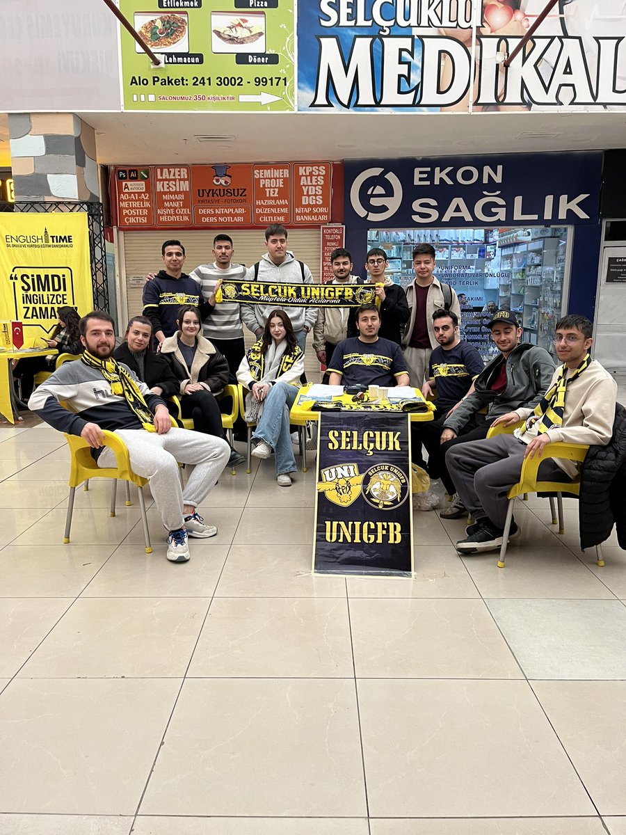 📍Selçuk Üniversitesi Gökkuşağı AVM

Bahar dönemi stant çalışmalarımızın üçüncü gününde Gökkuşağı AVM’deyiz. Tüm Fenerbahçeli dostlarımızı, kardeşlerimizi bekleriz.

#GucluSelcukGucluUni
#BarisAyasinKardesleri
#UNİGFB