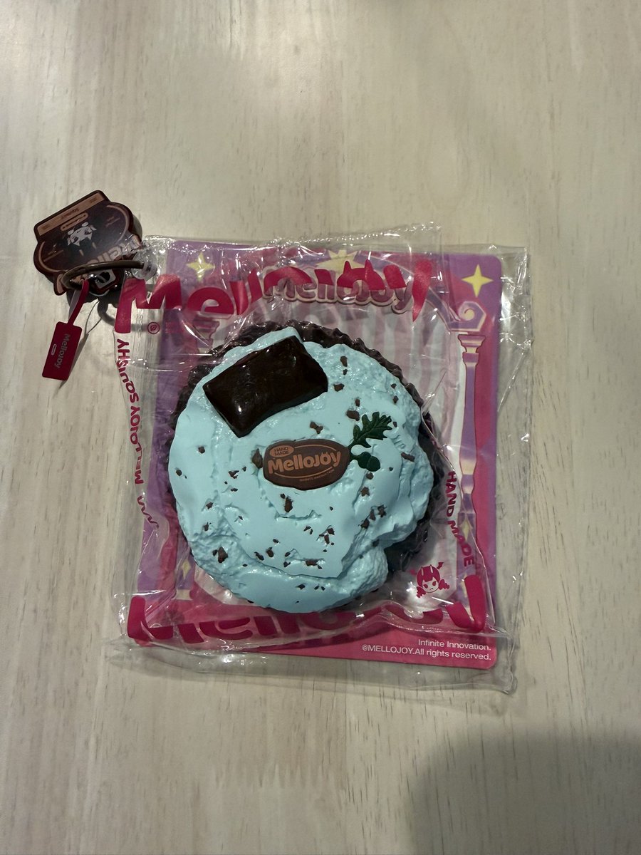 t1pkl's tweet photo. Mellojoy メロジョイ  カップケーキか？ 交換

【譲】ミント雲

【求】画像2枚目 カップケーキ

郵送交換希望です。
交換していただける方いらっしゃいましたらお気軽にリプ・DMお願いします。 https://t.co/5tWJQhxYuH
