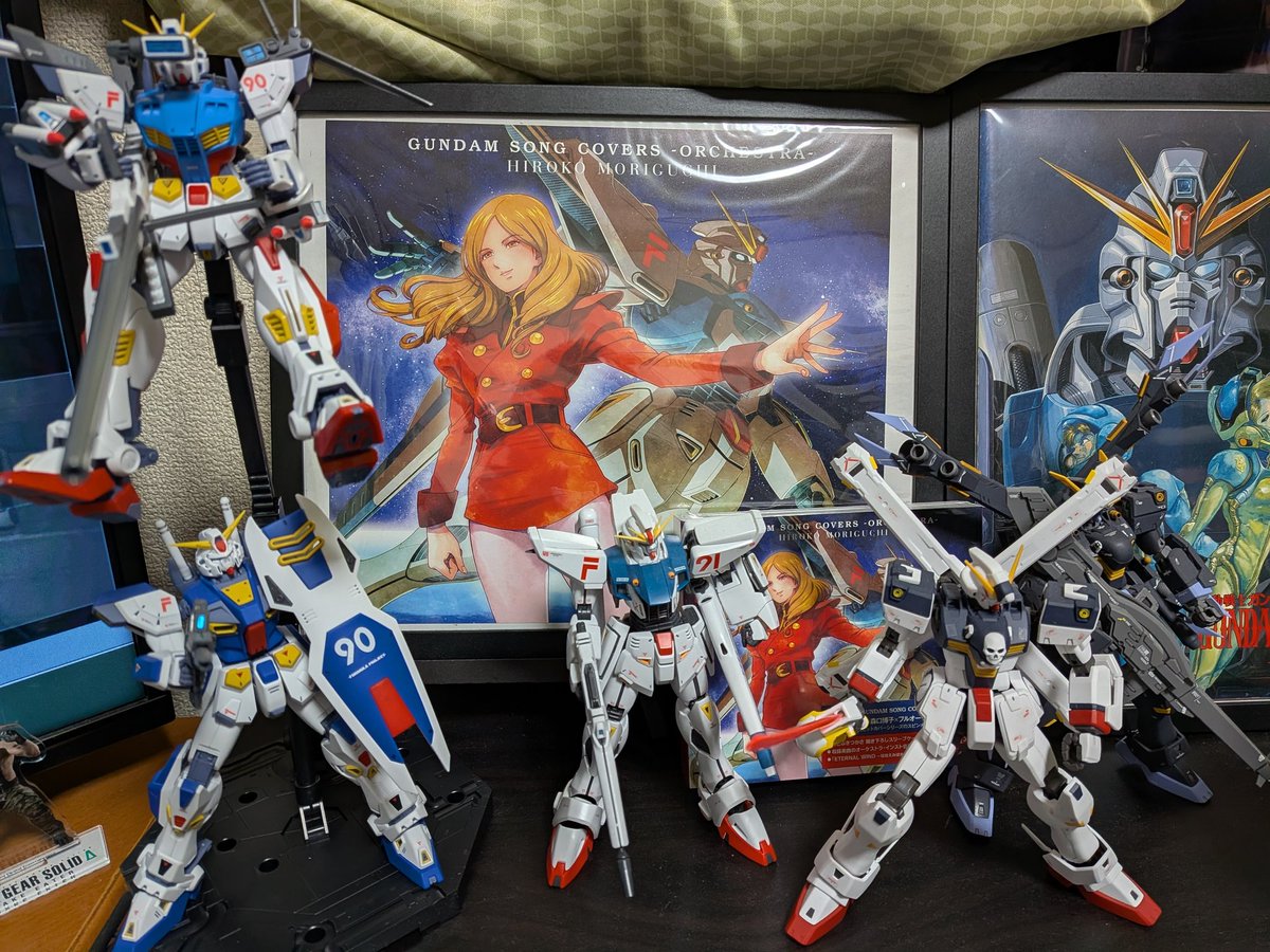 奥さんに同じガンダムばかり買ってー😡って怒られようがFシリーズ好き