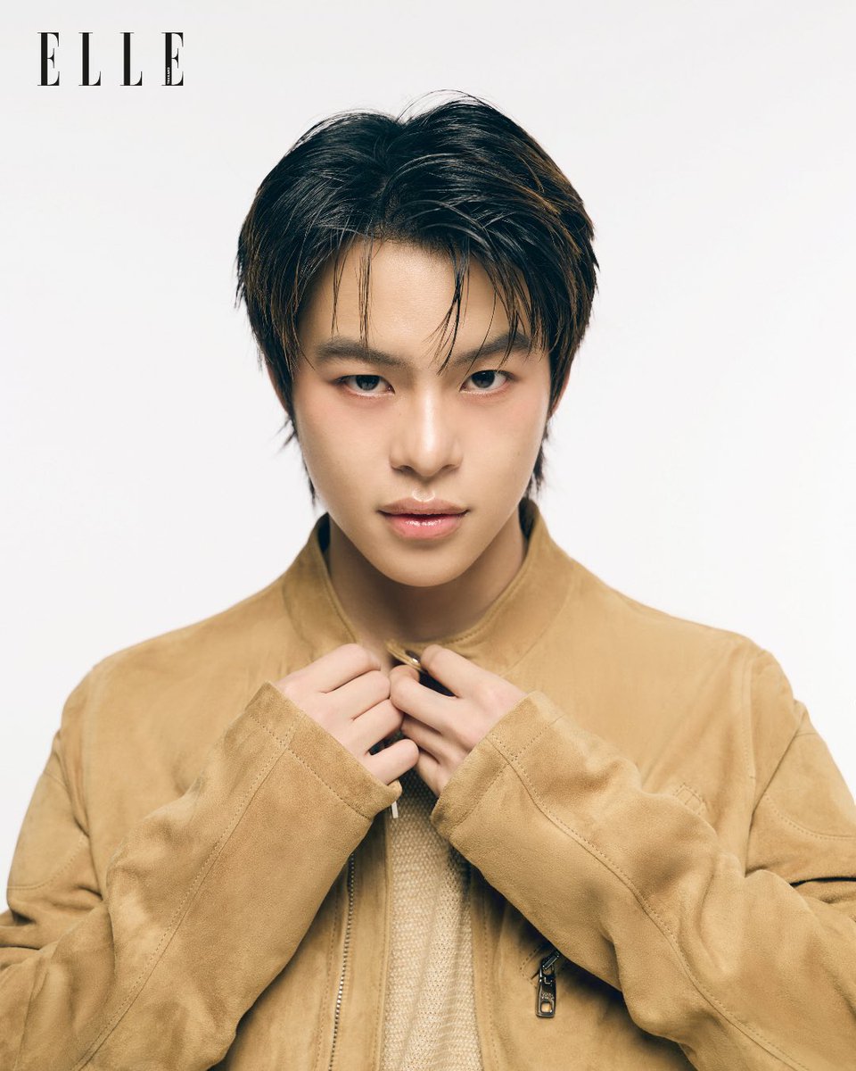 ELLEThailand's tweet image. #ELLECrush "มีพาร์ตการ input ในเพลงมากขึ้น ในเพลง ยังรักอยู่ไหม และเพลงที่ต่อจากนี้รู้สึกว่าจะมีความเป็นเรามากขึ้น เลยตื่นเต้นกับผลงานที่จะออกมาในอนาคต” ติดตามบทสัมภาษณ์ของ มาร์คคริส @Marckrisk @BUS_SONRAY เร็วๆ นี้

#ELLEThailand
#ELLECrushxBUS
#BUSbecauseofyouishine
#MARCKRIS