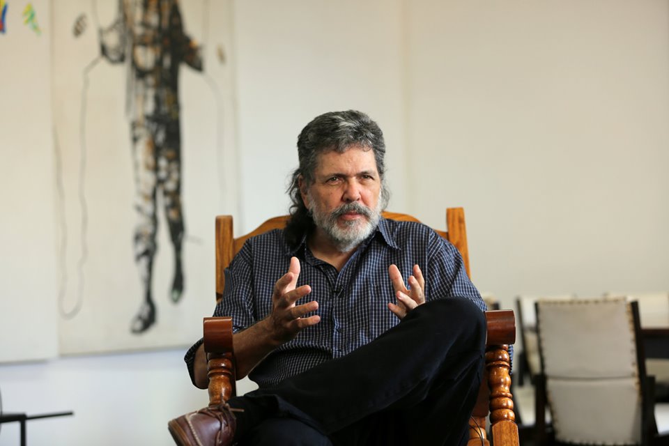 🇨🇺 Abel Prieto: Cuba, amenazada con retroceder a ser colonia estadounidense

🗨️ (...) como para Trump el único Dios que hay es él mismo, puede hacer lo que le dé la gana. Sus caprichos nos han colocado ante un mundo sin reglas.

cubadebate.cu/especiales/202…