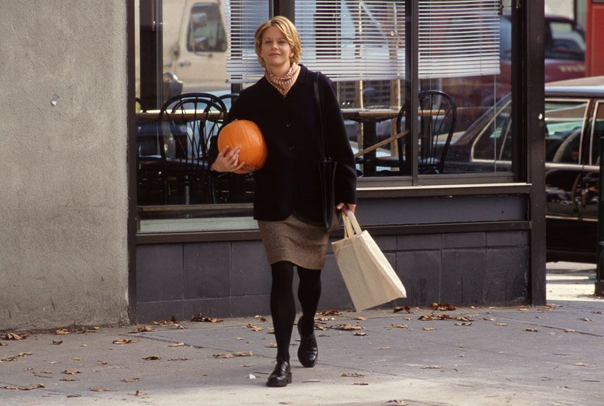 cinevow's tweet photo. Meg Ryan in You've Got Mail, 1998 https://t.co/Az8Ey6ivmj