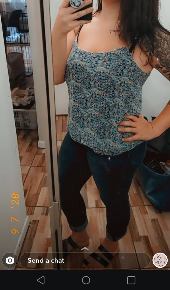 dbswingers's tweet photo. Looking for a hung bi guy near orlando for Friday night 2/13  we will have hotel and looking for someone to join message me if interested 
#hotwife #bibull #bwc #hungbull #bigdick #sharedwife #bicouple #slutwife #cuckold #biverse https://t.co/fG8Z3E5t6E