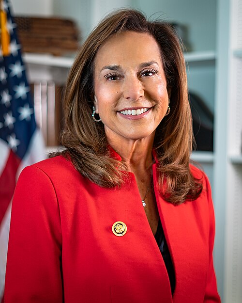 BREAKING: Representative Lisa McClain just filed a purchase of up to $100K of private stock in Apptronik.

Apptronik produces humanoid robots.

McClain sits on the House Armed Services Subcommittee on Cyber and Innovation.