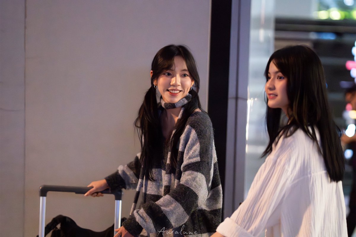 #KamisManis 
<a href="/Aralie_JKT48/">Abigail Rachel</a> 

Bandar Udara Internasional Soekarno-Hatta, CGK.
110226

#JKT48AirportFashion