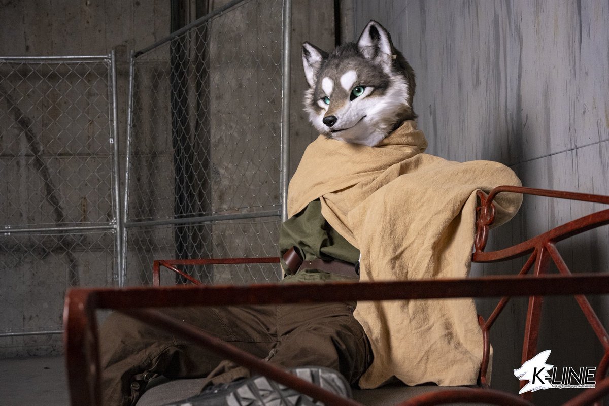 次はどこに行こうかな？

 #FursuitFriday