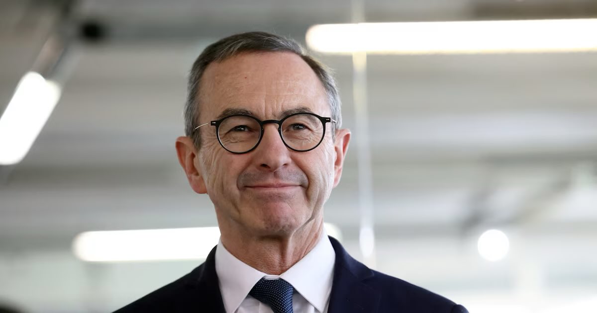 Mediavenir's tweet image. 🇫🇷 ALERTE INFO - Bruno Retailleau est candidat à l’élection présidentielle de 2027. (France Info)