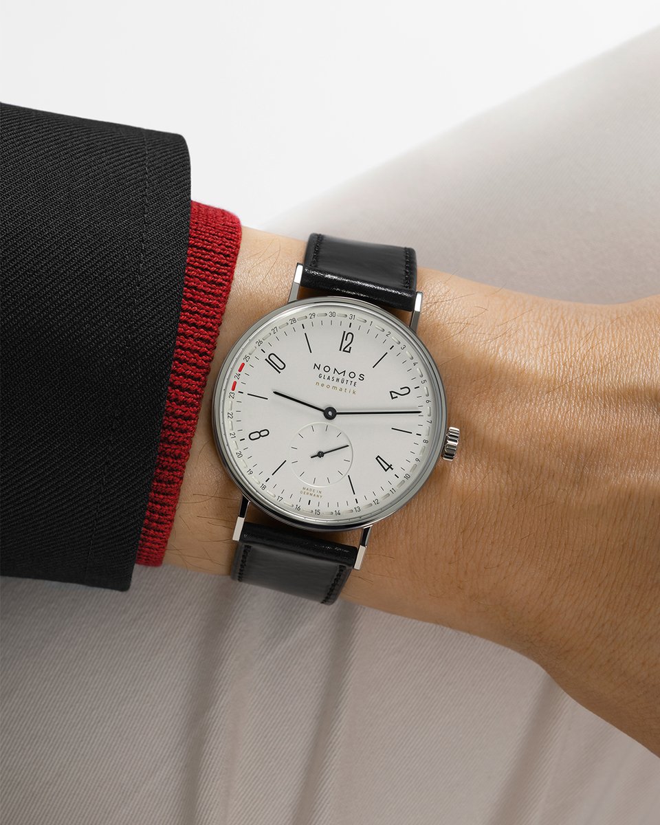 NOMOS Glashütte tweet media